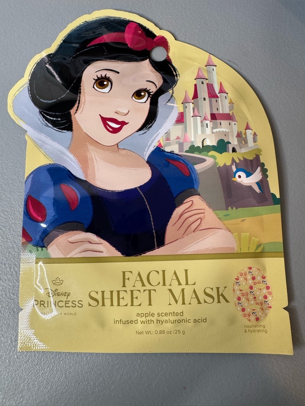 Disney Snow White character themed hyaluronic Facial Sheet Mask apple scented